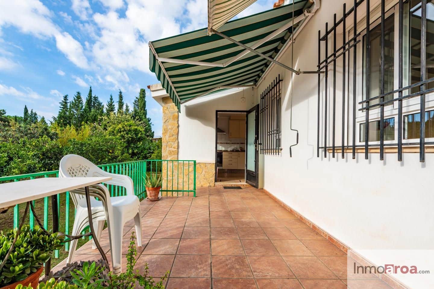 3 bedroom Villa for sale in Olocau with pool - € 265,000 (Ref: 10176256)