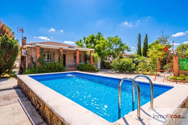 3 bedroom Villa for sale in Olocau with pool - € 265,000 (Ref: 10176256)