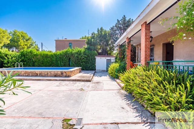 3 bedroom Villa for sale in Olocau with pool - € 265,000 (Ref: 10176256)