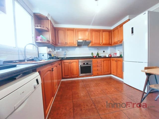 3 soverom Villa til salgs i Sur, Castelló de la Plana med garasje - € 260 000 (Ref: 7521301)