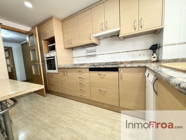 3 bedroom Flat for rent in Norte, Castelló de la Plana with garage - € 900 (Ref: 7539804)