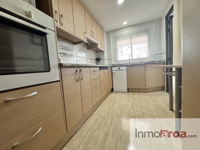 3 bedroom Flat for rent in Norte, Castelló de la Plana with garage - € 900 (Ref: 7539804)