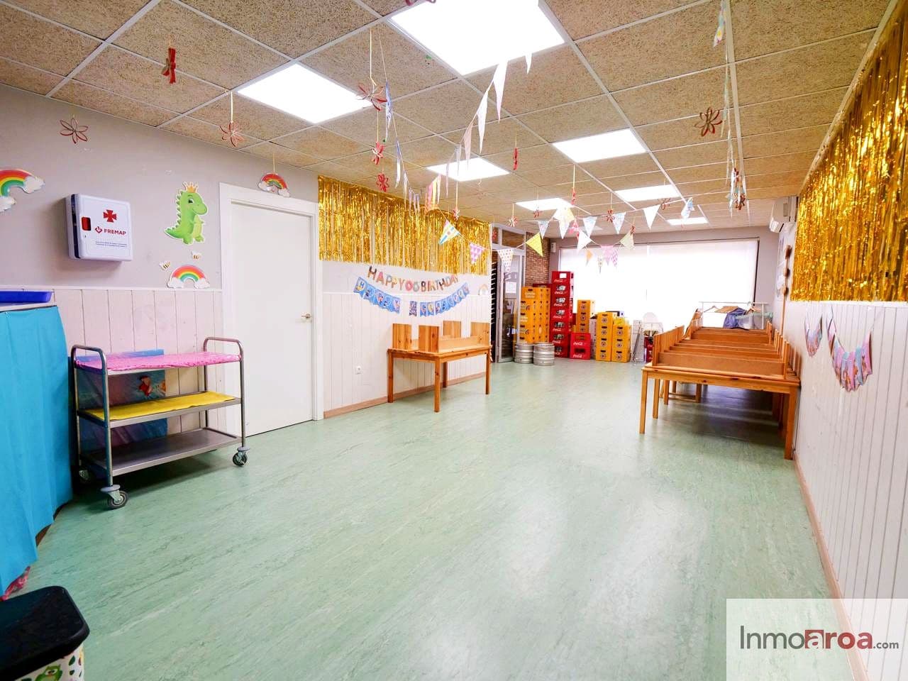 3 soverom Bedrift til leie i Betera - € 3 000 (Ref: 8033758)