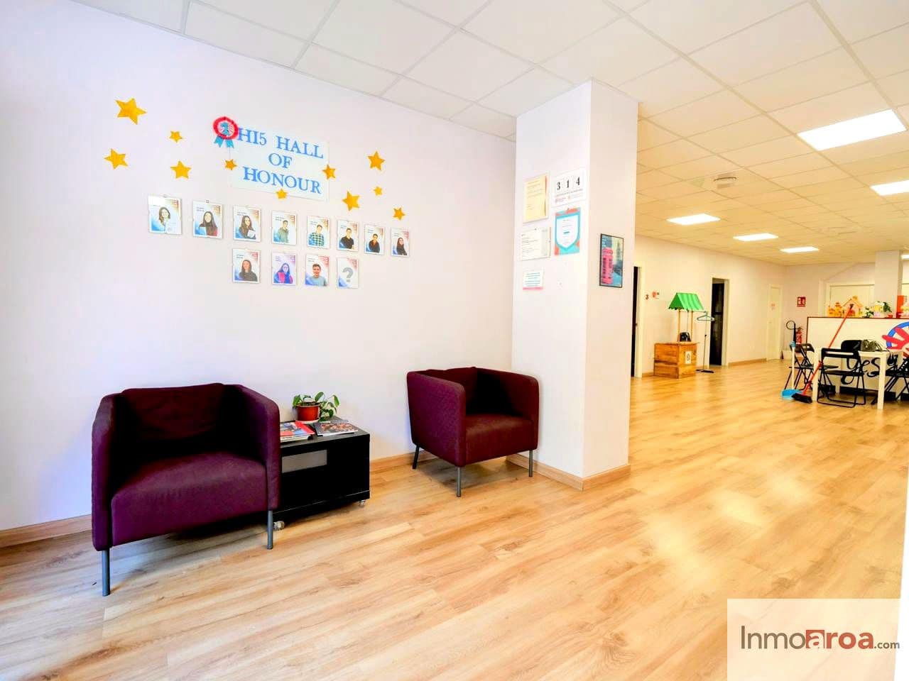 3 soverom Bedrift til leie i Betera - € 3 000 (Ref: 8033758)