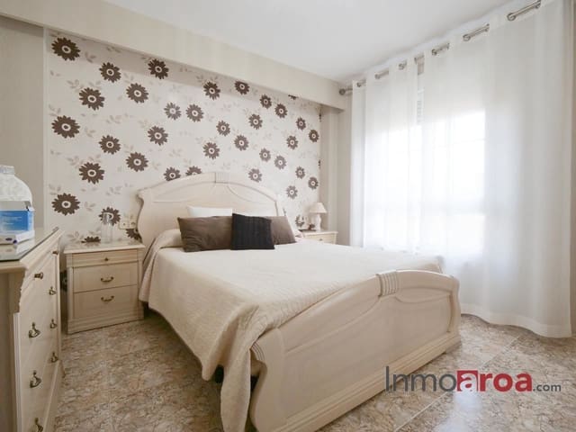 4 quarto Moradia para venda em Bétera com garagem - 320 000 € (Ref: 8145859)