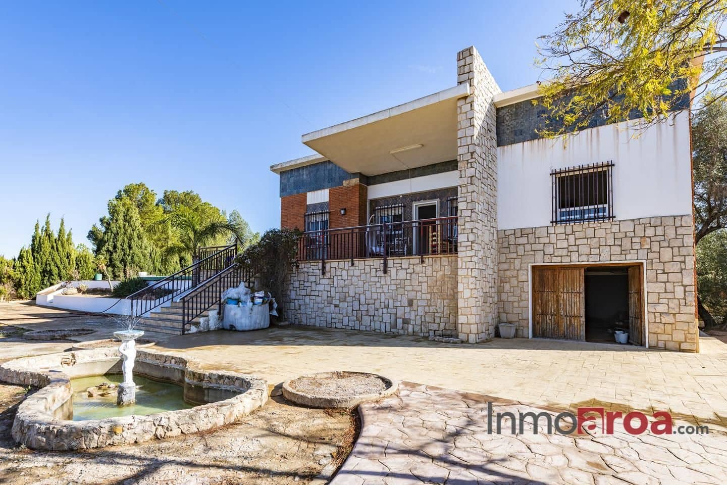 5 soveværelse Villa til salg i Betera med swimmingpool garage - € 399.000 (Ref: 8207526)