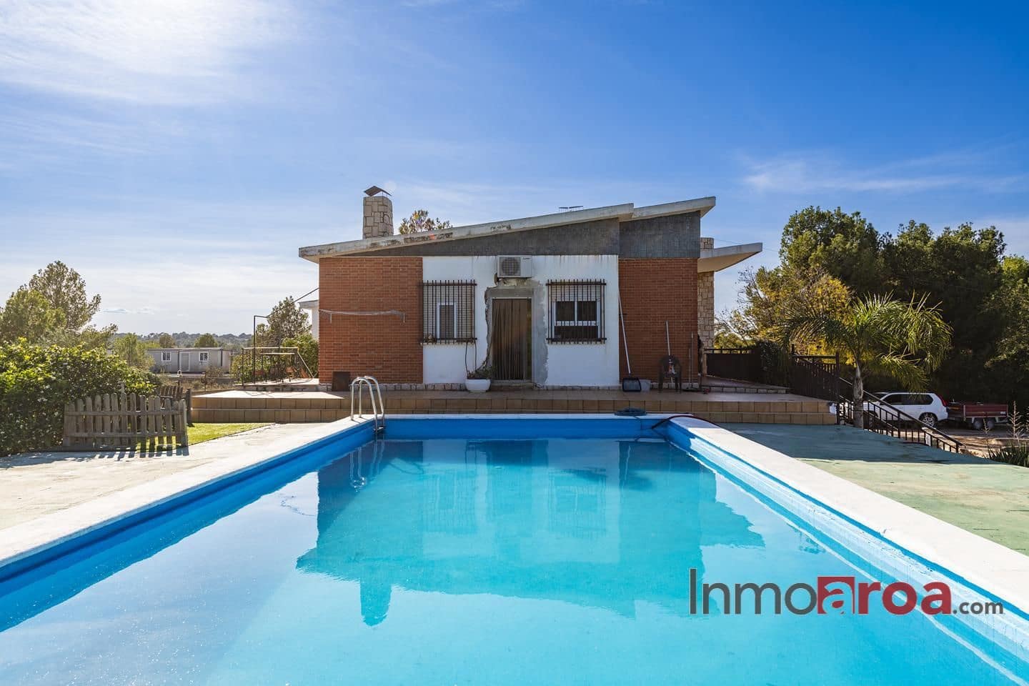 5 soveværelse Villa til salg i Betera med swimmingpool garage - € 399.000 (Ref: 8207526)