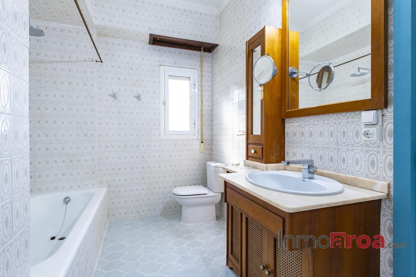 5 soveværelse Villa til salg i Betera med swimmingpool garage - € 399.000 (Ref: 8207526)