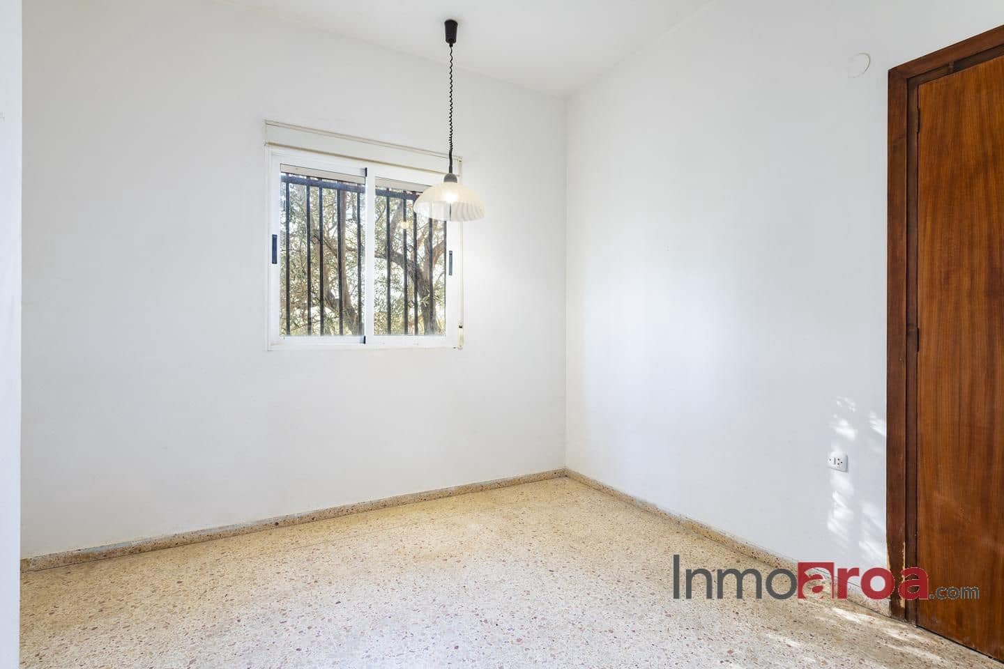 5 soveværelse Villa til salg i Betera med swimmingpool garage - € 399.000 (Ref: 8207526)