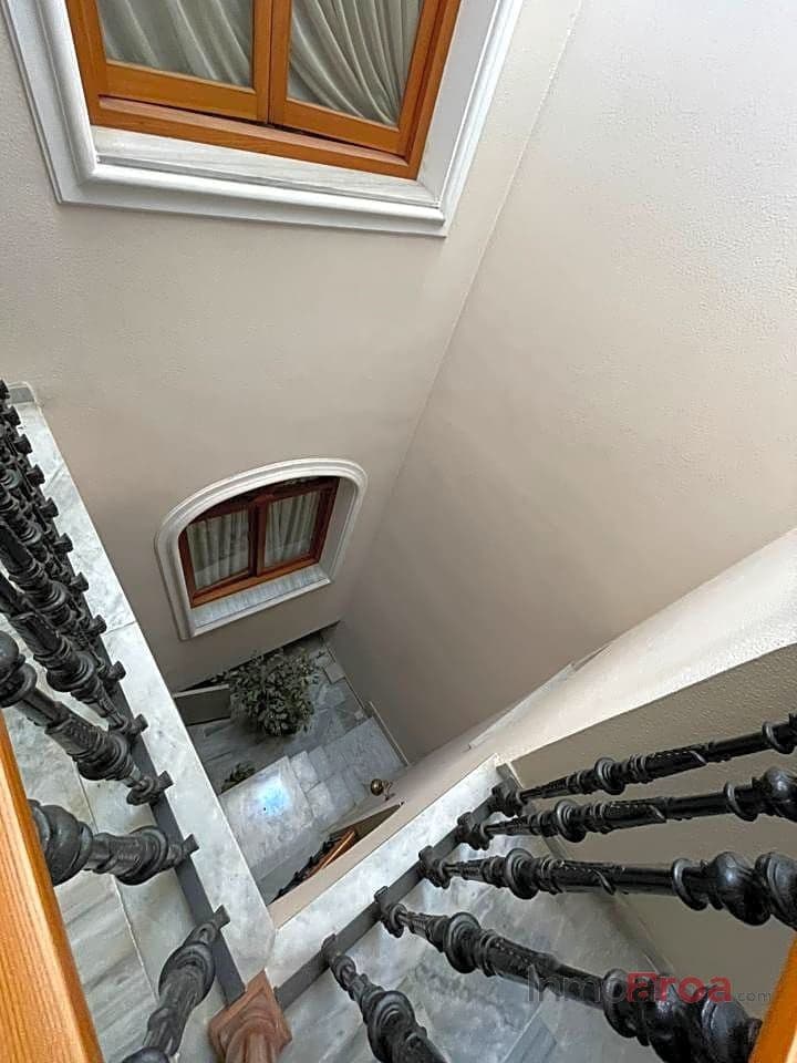 5 soveværelse Villa til salg i Castello de la Plana - € 600.000 (Ref: 8263918)