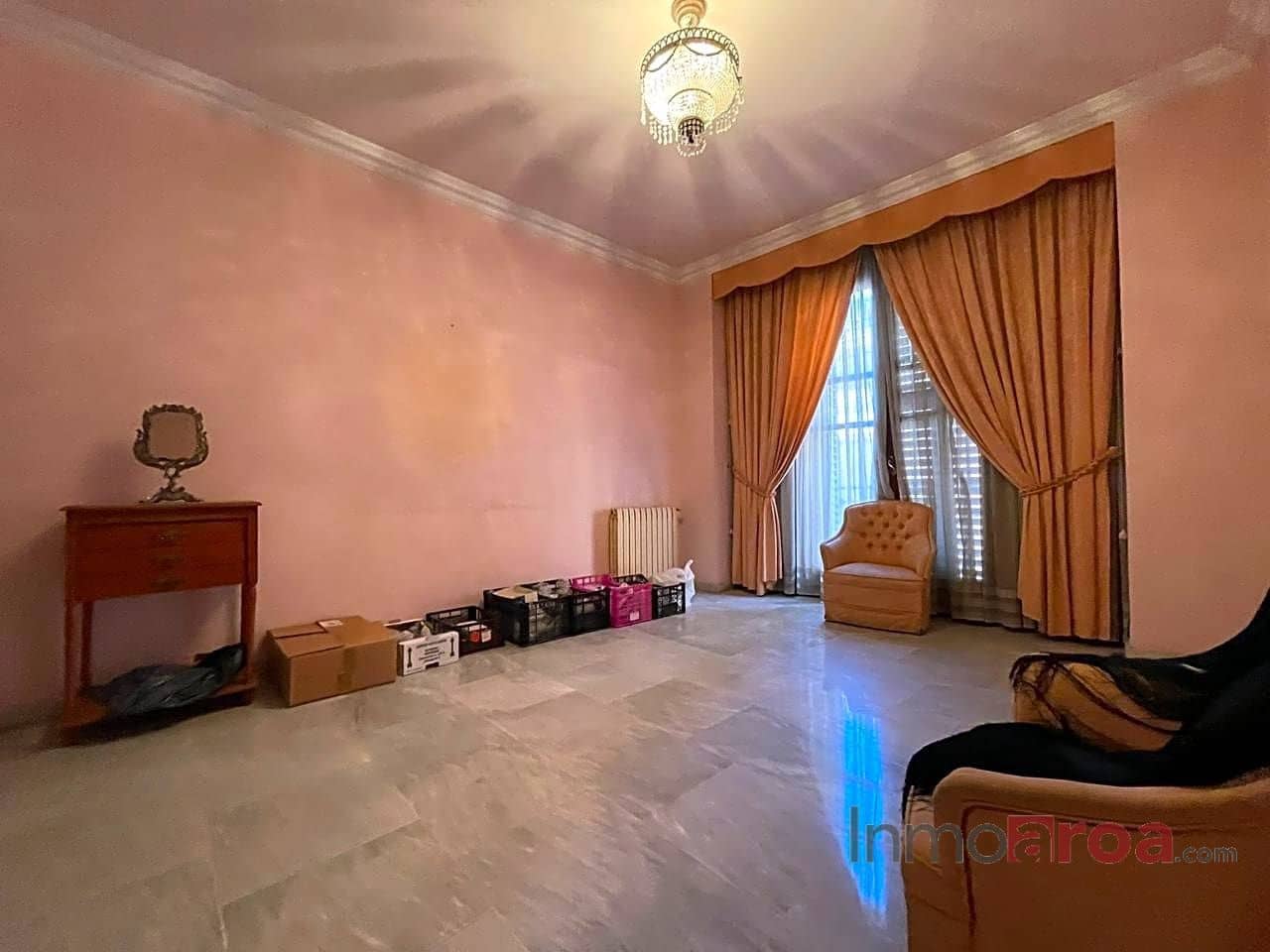 5 soveværelse Villa til salg i Castello de la Plana - € 600.000 (Ref: 8263918)