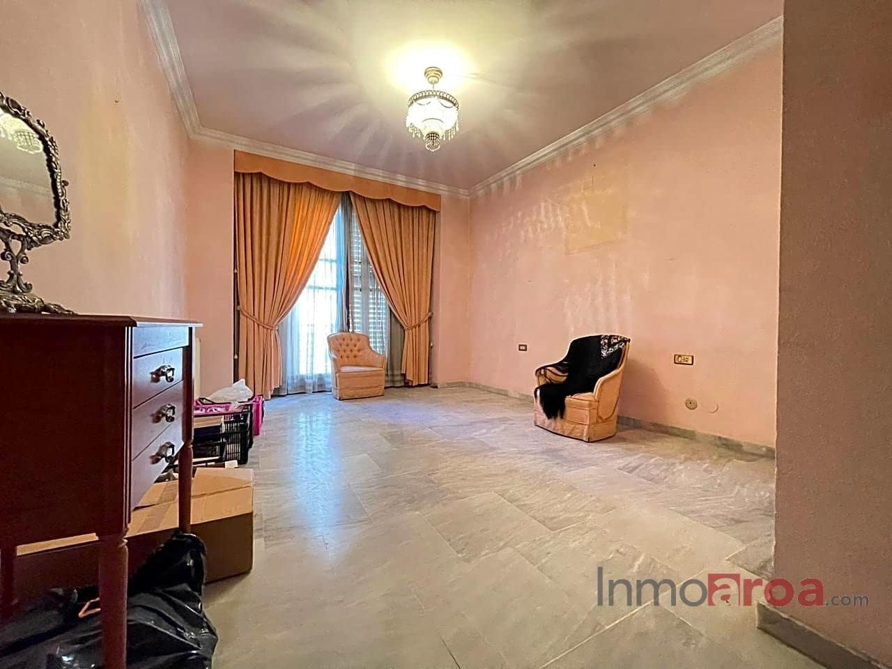 5 soveværelse Villa til salg i Castello de la Plana - € 600.000 (Ref: 8263918)