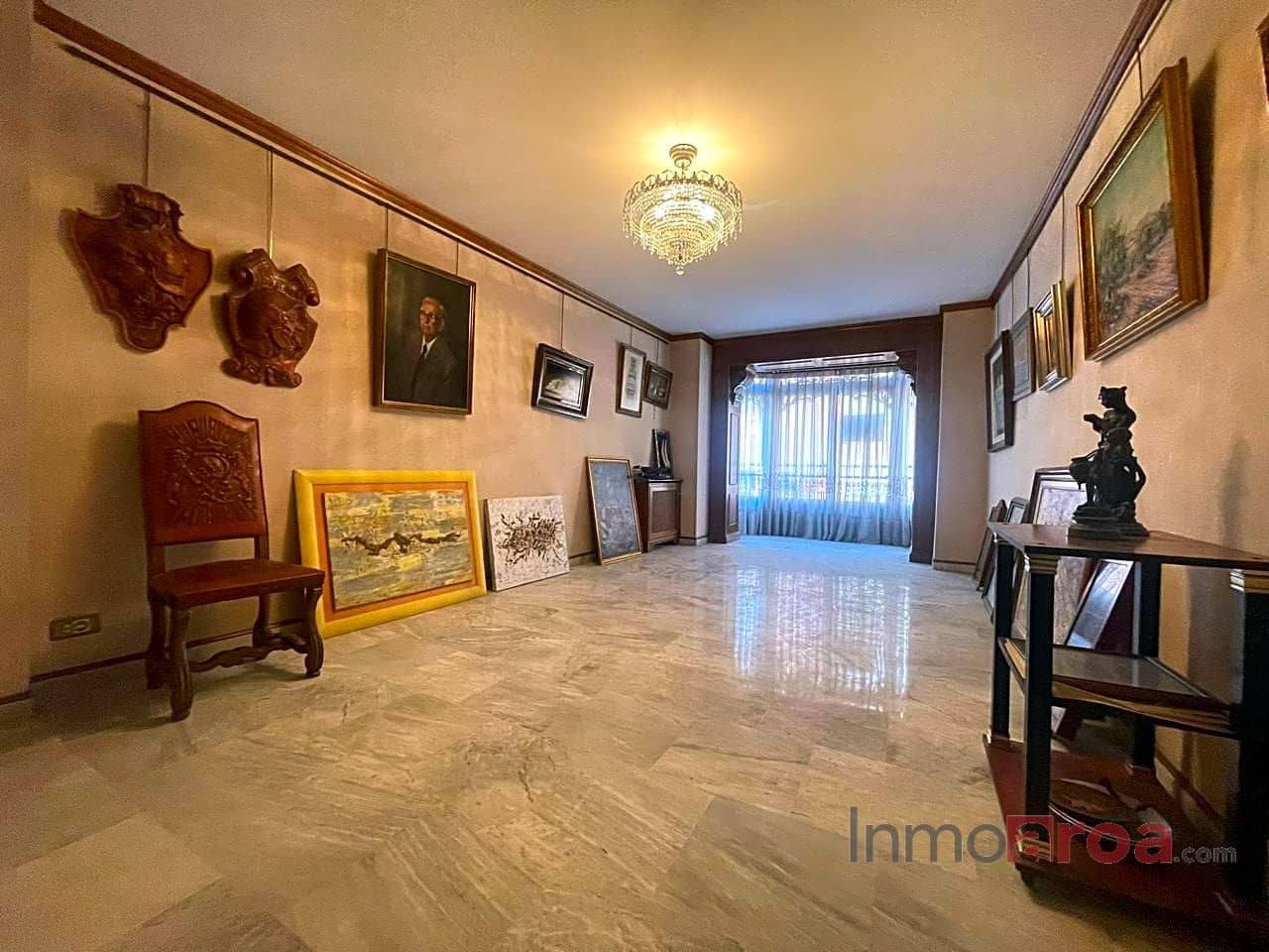 5 soveværelse Villa til salg i Castello de la Plana - € 600.000 (Ref: 8263918)