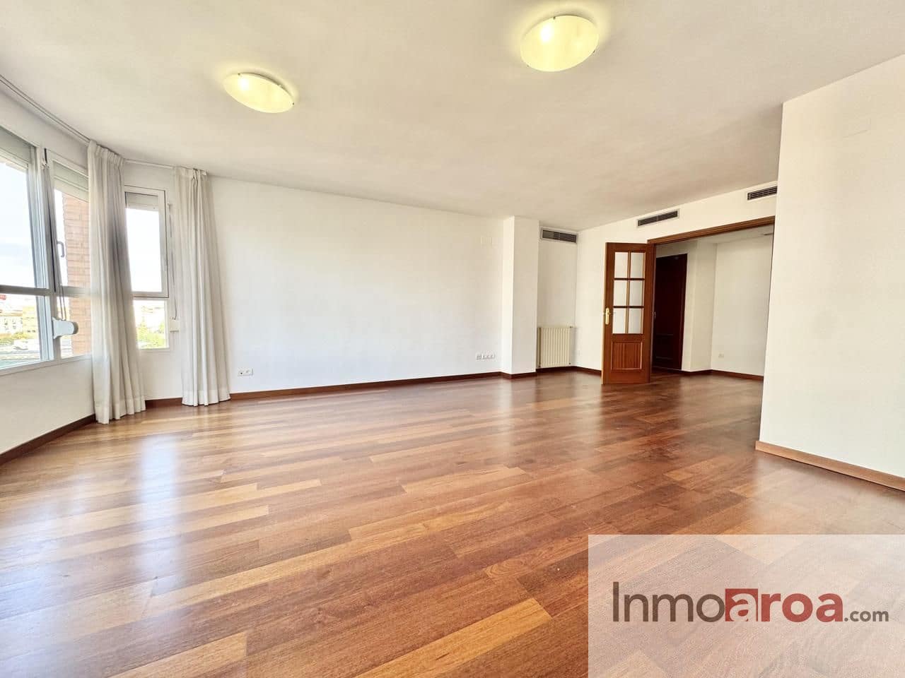 3 sypialnia Mieszkanie do wynajęcia w Miasto Walencja z garażem - 1 750 € (Ref: 8653721)