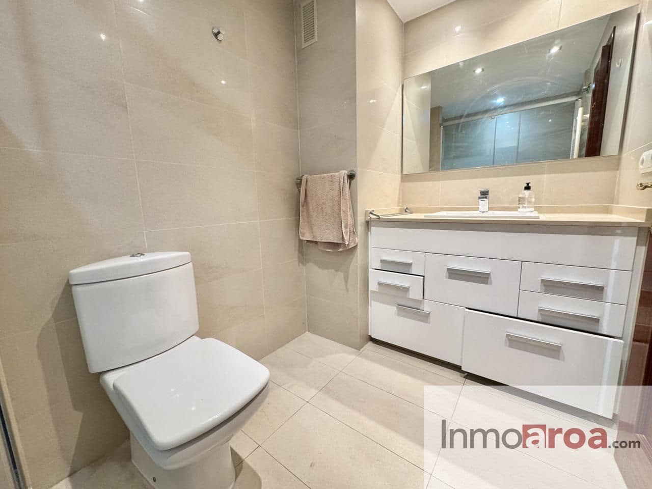 3 sypialnia Mieszkanie do wynajęcia w Miasto Walencja z garażem - 1 750 € (Ref: 8653721)