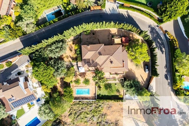 4 Zimmer Villa zu vermieten in Borriol - 6.000 € (Ref: 8805606)