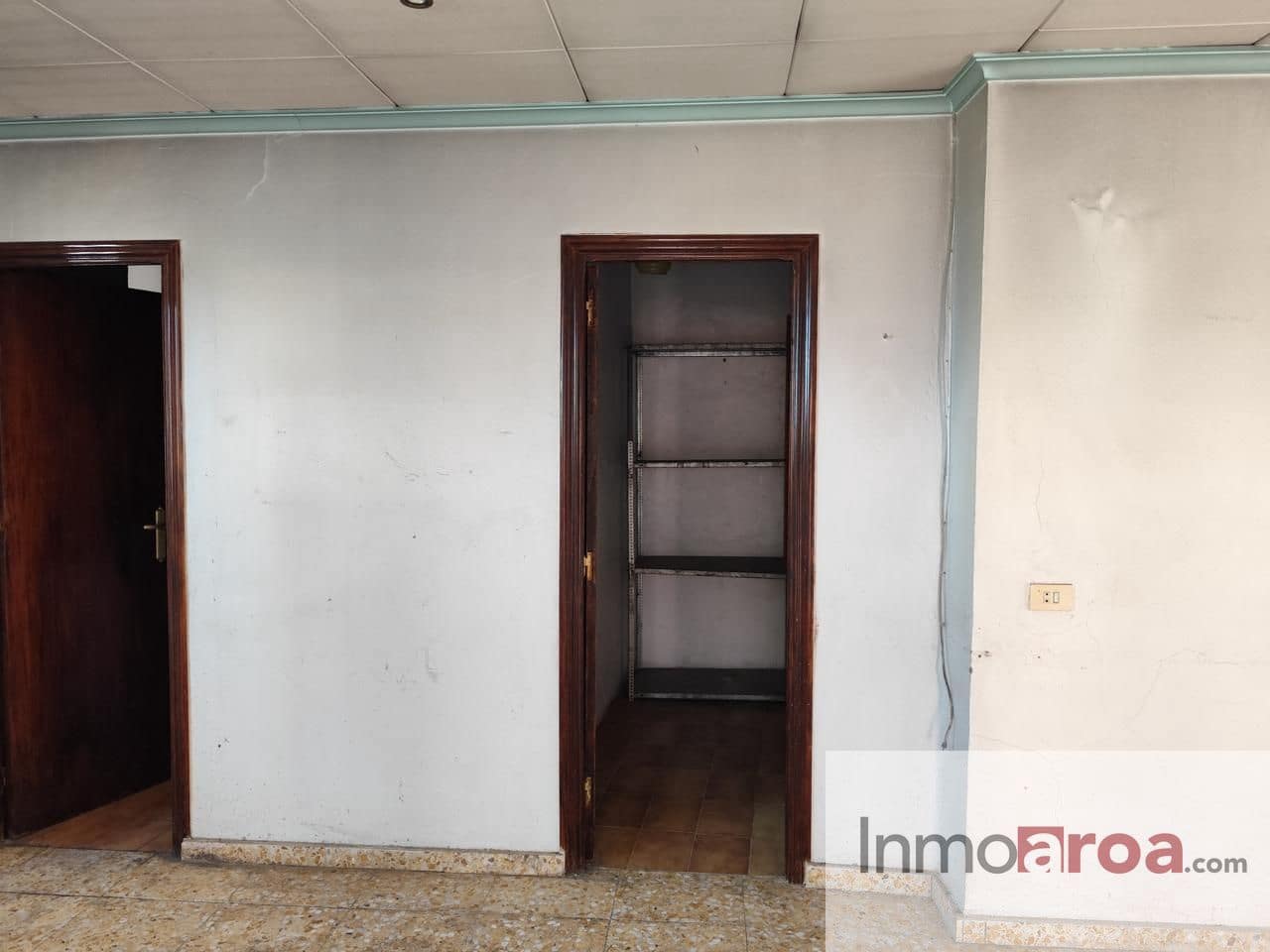 3 bedroom Flat for sale in Gatova - € 50,000 (Ref: 8902748)
