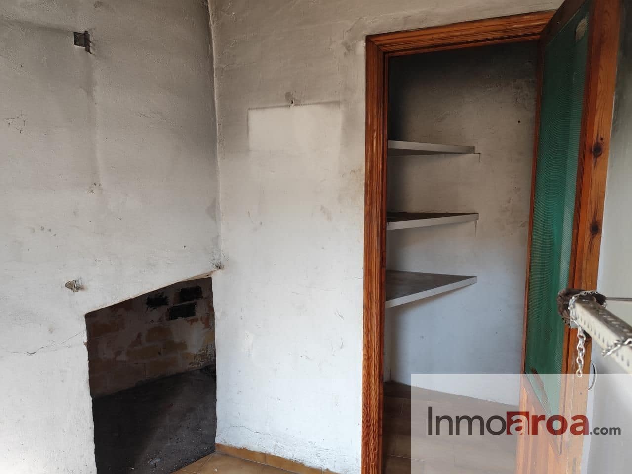 3 bedroom Flat for sale in Gatova - € 50,000 (Ref: 8902748)