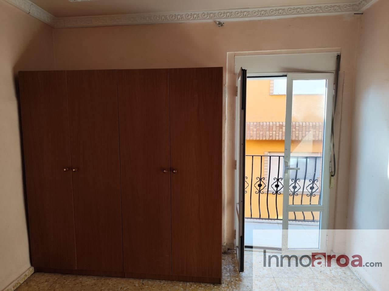 3 bedroom Flat for sale in Gatova - € 50,000 (Ref: 8902748)