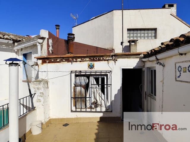 3 slaapkamer Flat te koop in Gatova - € 50.000 (Ref: 8902748)