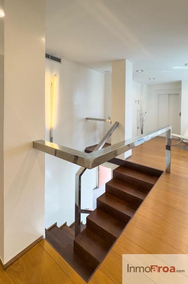 Villa/Maison de 4 chambres à louer à Benicassim avec piscine garage - 5 900 € (Ref: 9009899)