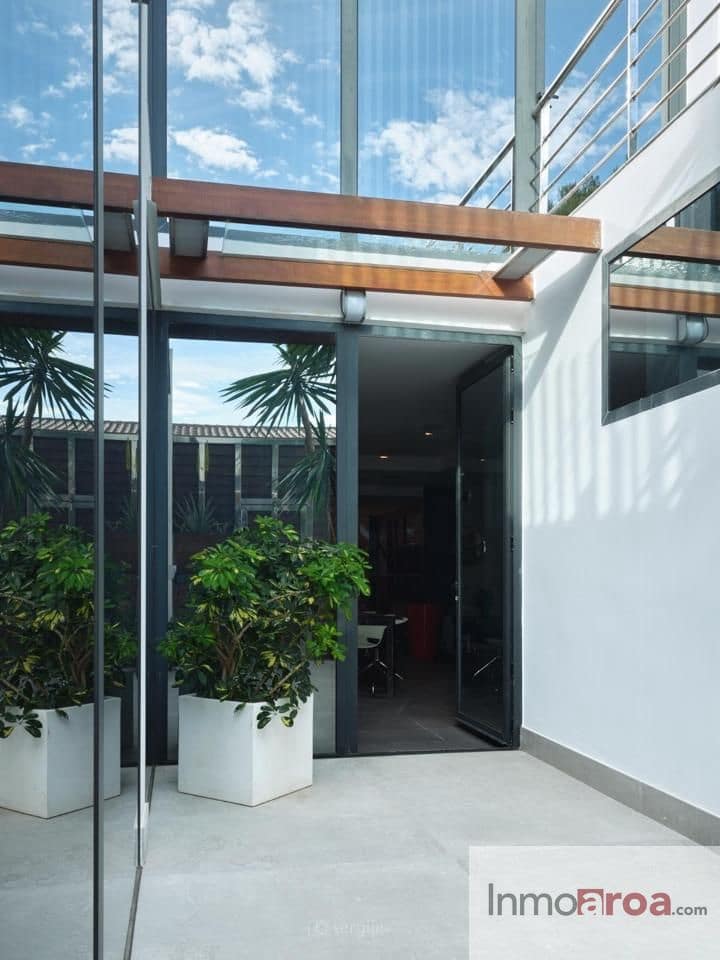 Villa/Maison de 4 chambres à louer à Benicassim avec piscine garage - 5 900 € (Ref: 9009899)