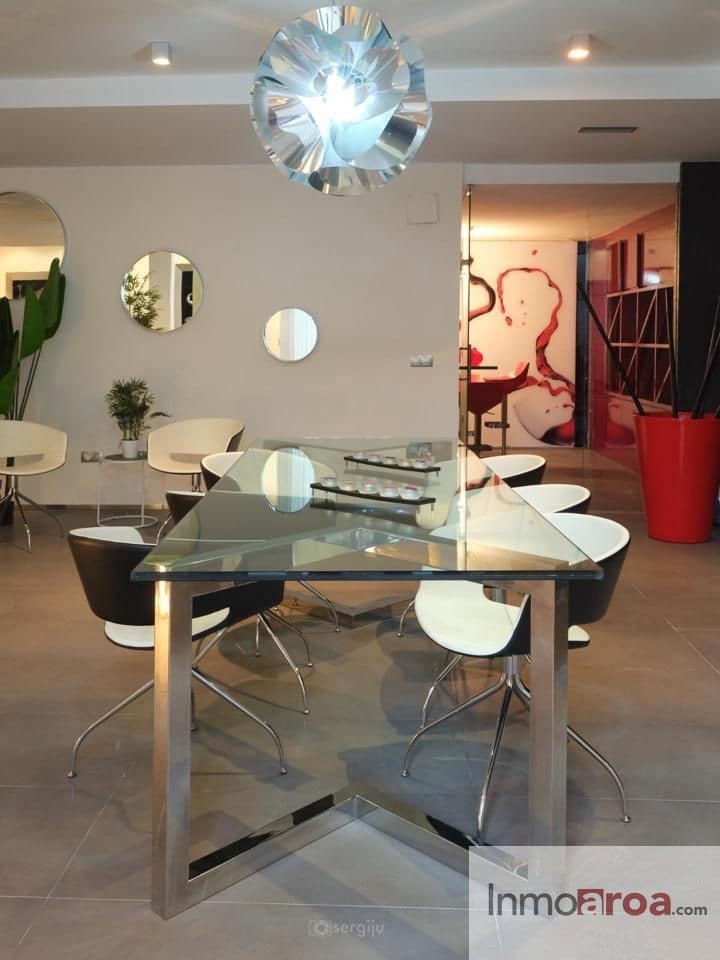 Villa/Maison de 4 chambres à louer à Benicassim avec piscine garage - 5 900 € (Ref: 9009899)