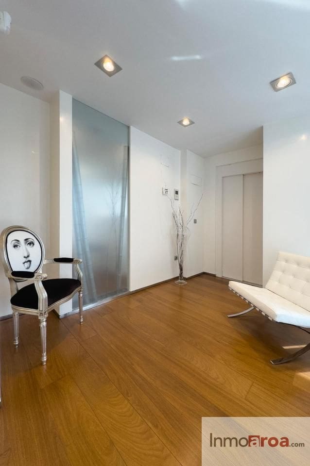 Villa/Maison de 4 chambres à louer à Benicassim avec piscine garage - 5 900 € (Ref: 9009899)