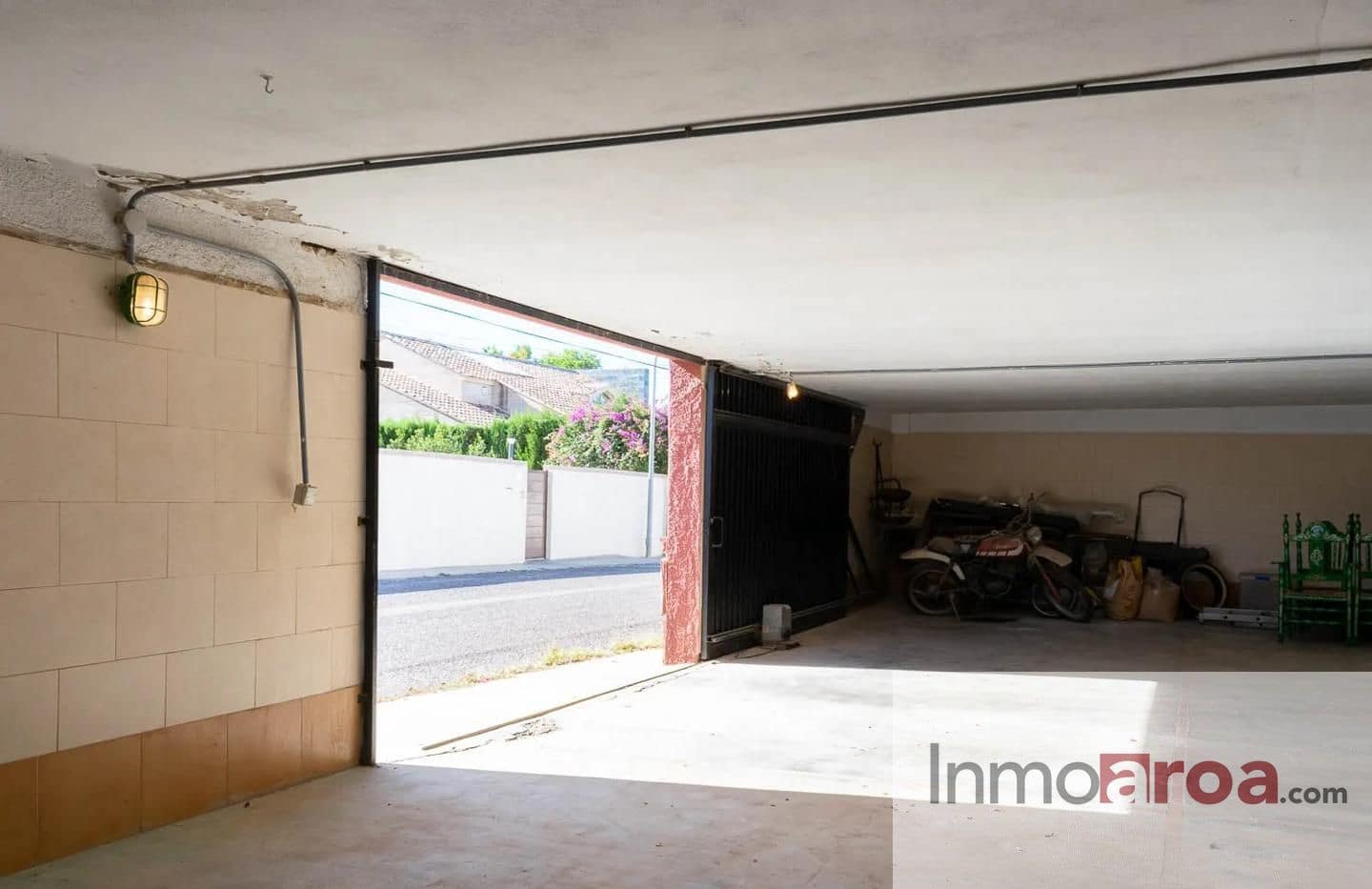 7 soveværelse Villa til salg i La Pobla de Vallbona med swimmingpool garage - € 830.000 (Ref: 9074684)