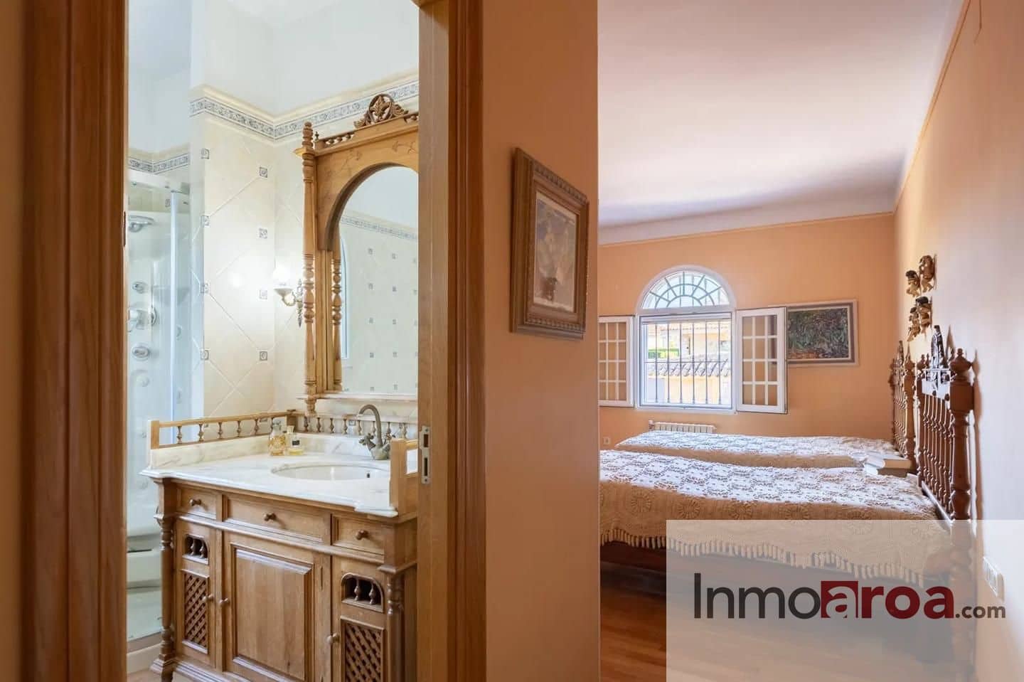 7 soveværelse Villa til salg i La Pobla de Vallbona med swimmingpool garage - € 830.000 (Ref: 9074684)