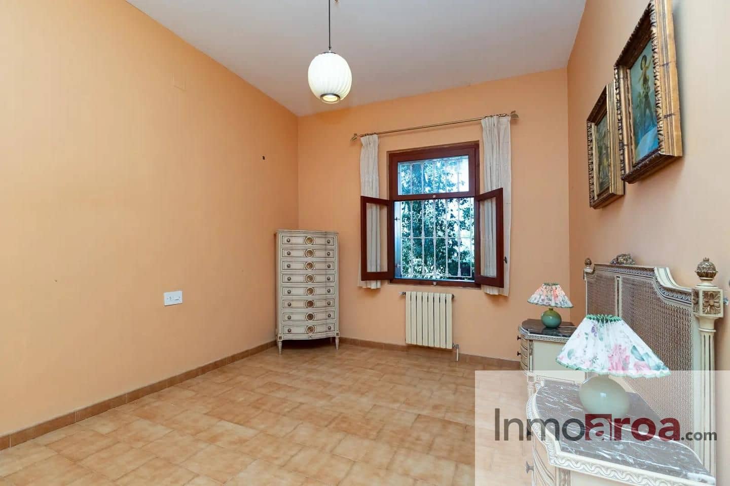 7 soveværelse Villa til salg i La Pobla de Vallbona med swimmingpool garage - € 830.000 (Ref: 9074684)