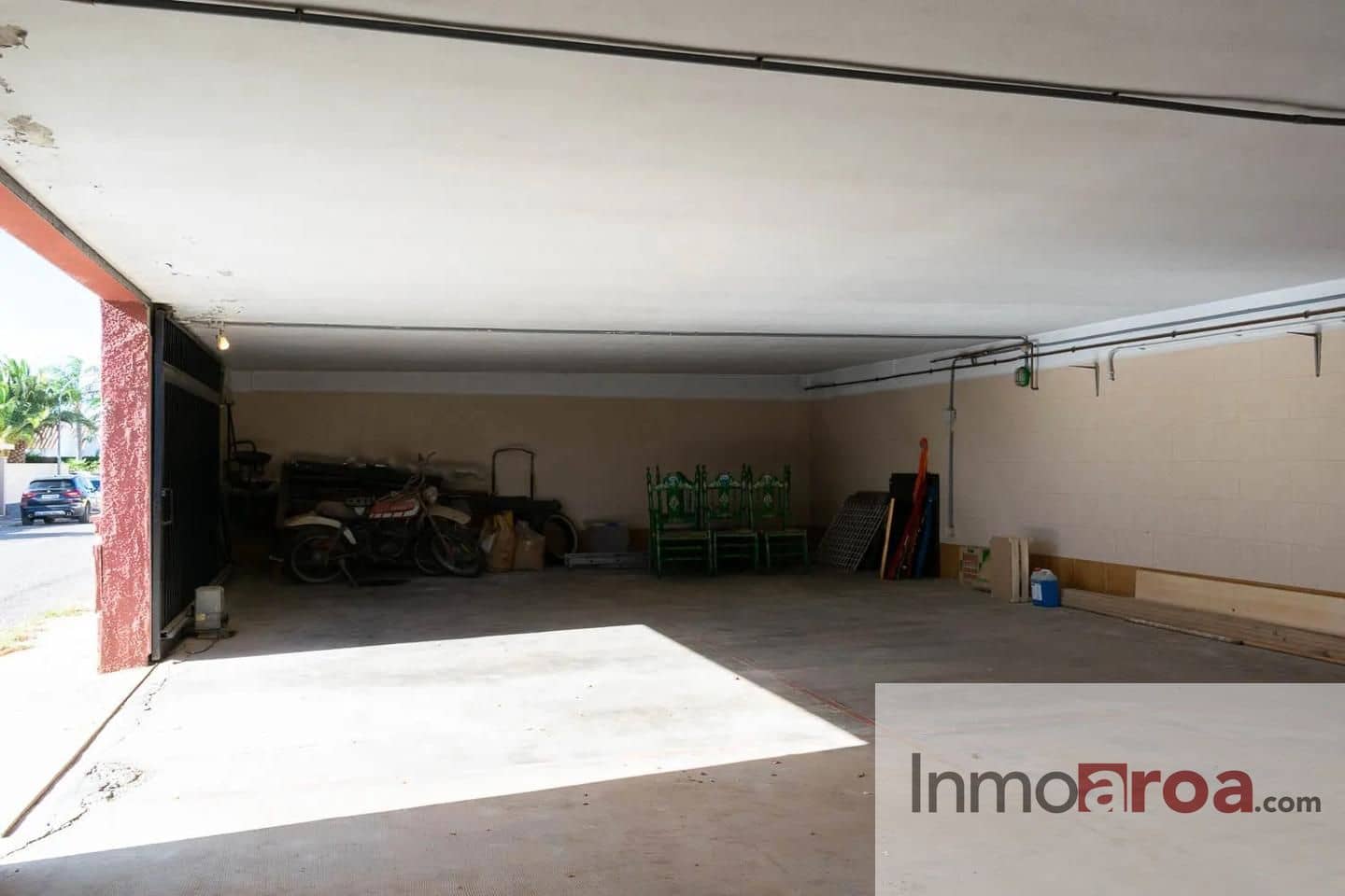 7 soveværelse Villa til salg i La Pobla de Vallbona med swimmingpool garage - € 830.000 (Ref: 9074684)