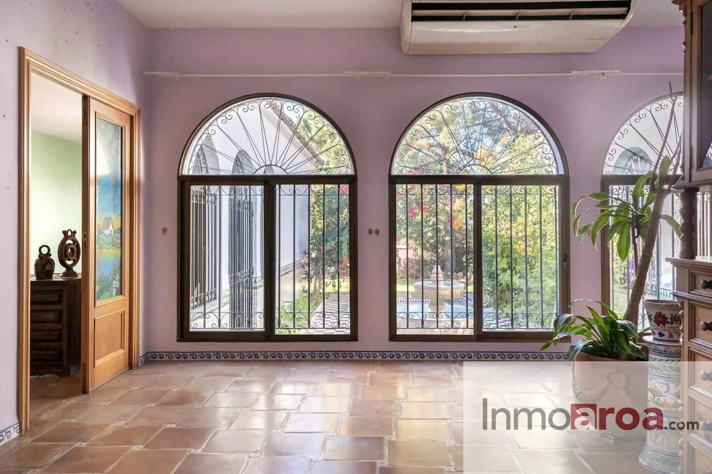 7 soveværelse Villa til salg i La Pobla de Vallbona med swimmingpool garage - € 830.000 (Ref: 9074684)