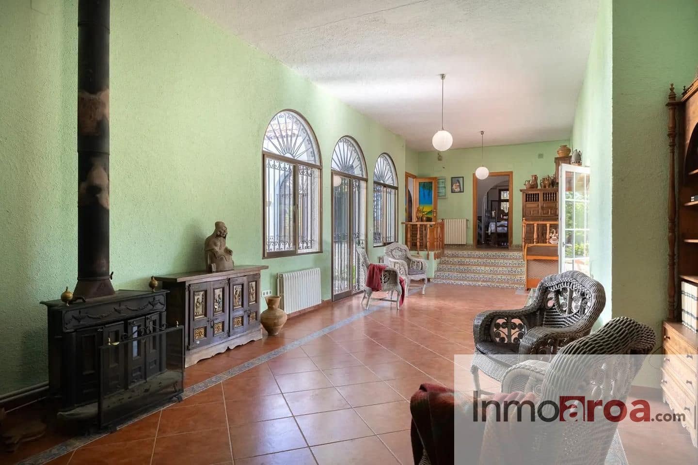 7 soveværelse Villa til salg i La Pobla de Vallbona med swimmingpool garage - € 830.000 (Ref: 9074684)