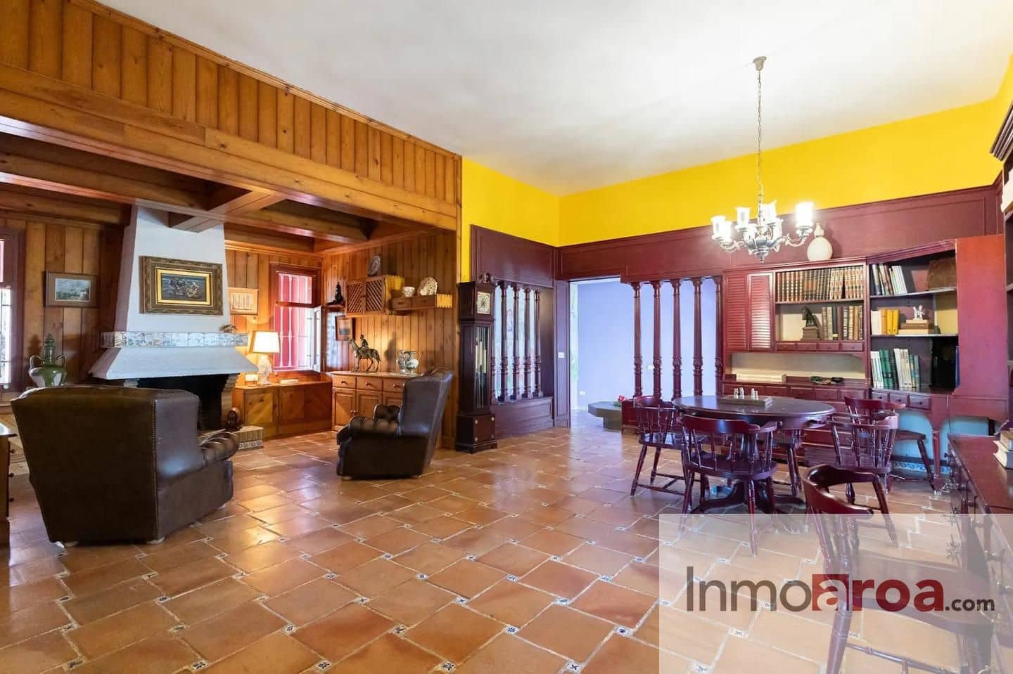 7 soveværelse Villa til salg i La Pobla de Vallbona med swimmingpool garage - € 830.000 (Ref: 9074684)