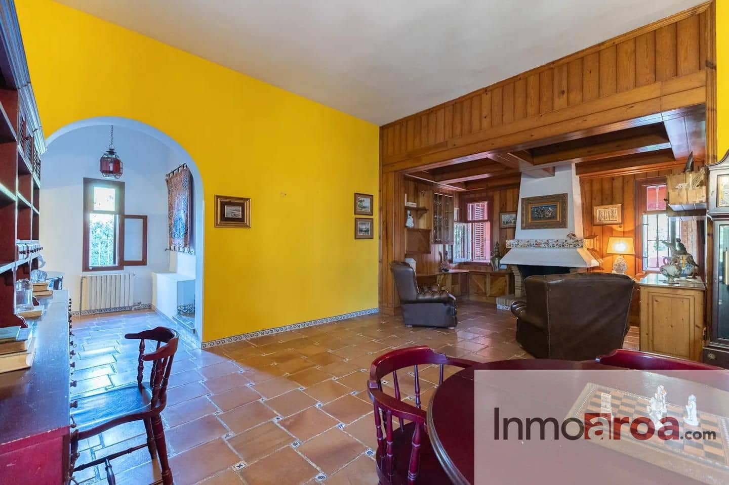 7 soveværelse Villa til salg i La Pobla de Vallbona med swimmingpool garage - € 830.000 (Ref: 9074684)