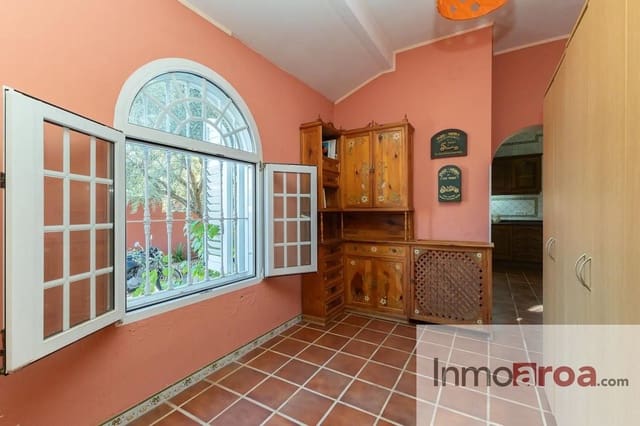 7 soverom Villa til salgs i La Pobla de Vallbona med svømmebasseng garasje - € 830 000 (Ref: 9074684)