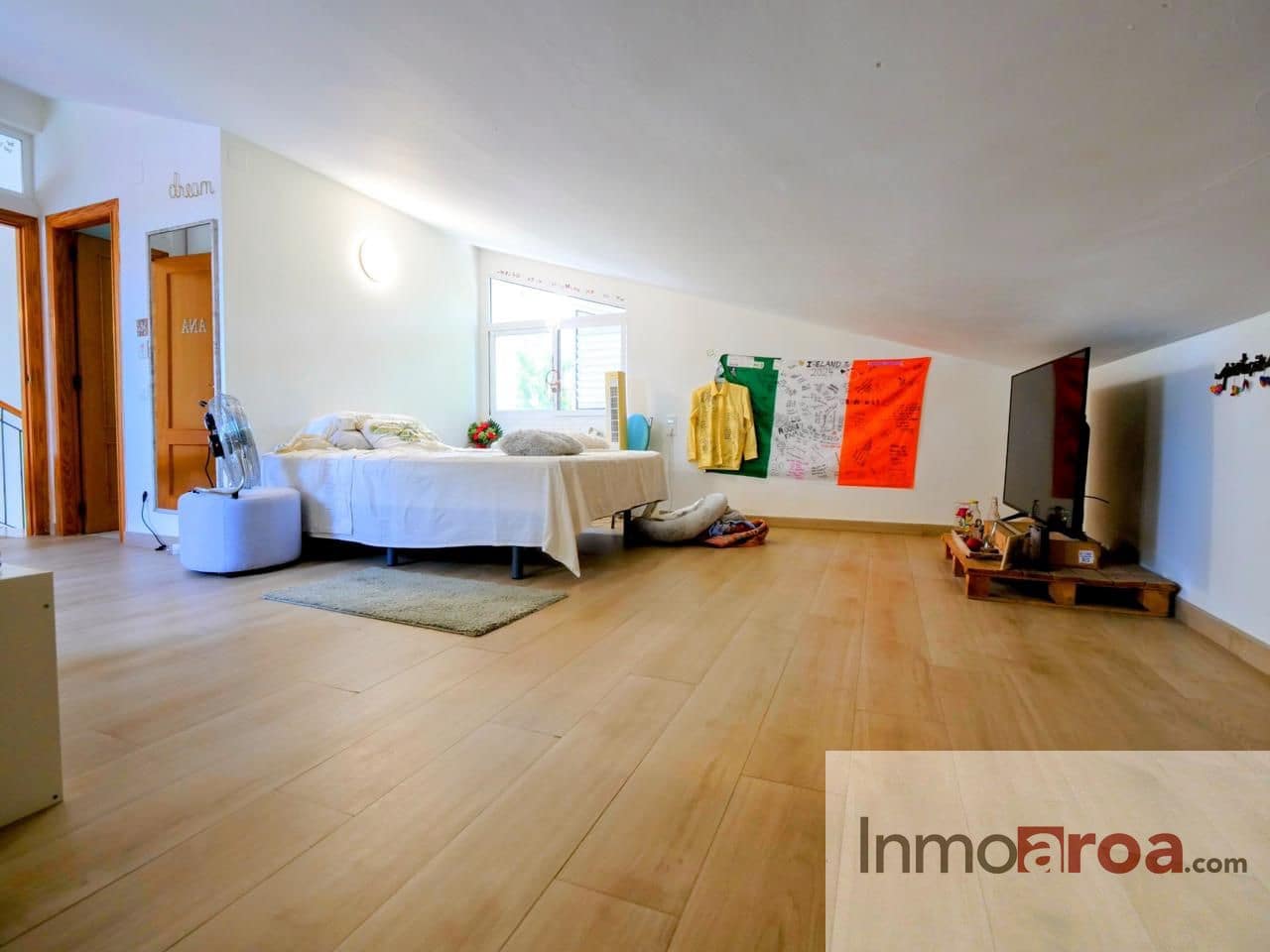 5 soveværelse Villa til salg i L'Eliana med swimmingpool - € 850.000 (Ref: 9101578)