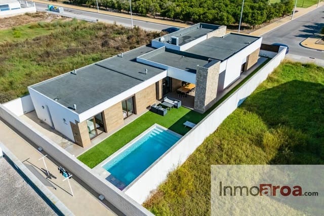 5 soveværelse Villa til salg i Moncofa med swimmingpool garage - € 649.000 (Ref: 9250649)