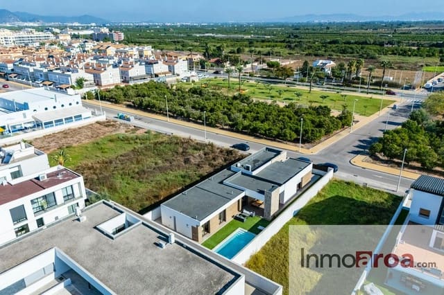 5 soveværelse Villa til salg i Moncofa med swimmingpool garage - € 649.000 (Ref: 9250649)