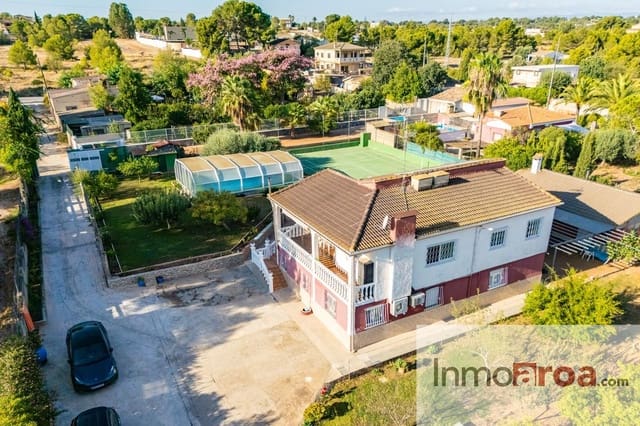 6 makuuhuone Huvila myytävänä paikassa Bétera mukana uima-altaan - 599 900 € (Ref: 9267540)