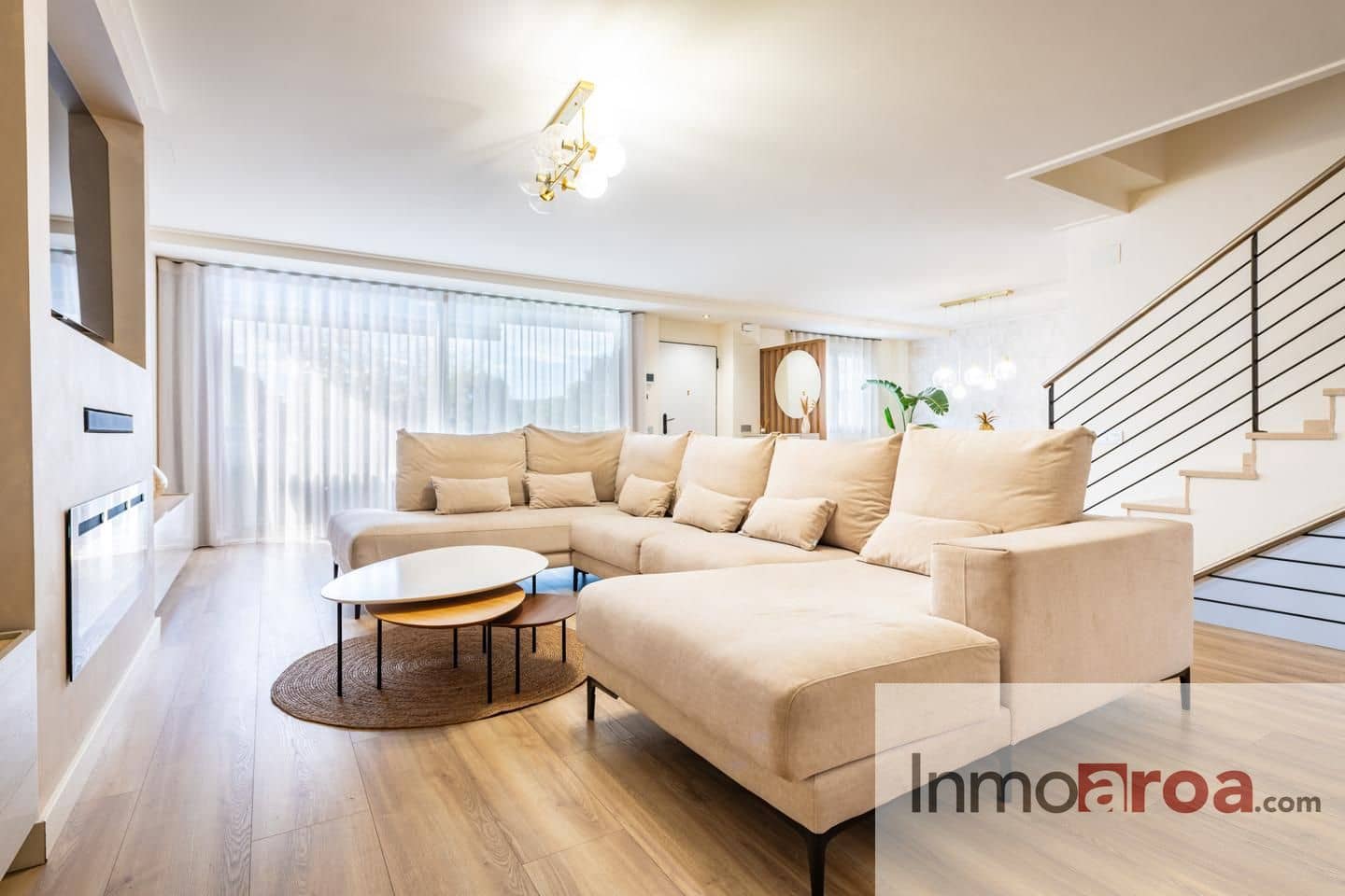 5 soveværelse Villa til salg i Castello de la Plana med swimmingpool garage - € 675.000 (Ref: 9329815)