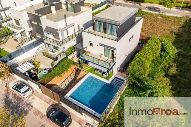 5 soveværelse Villa til salg i Norte, Castelló de la Plana med swimmingpool garage - € 675.000 (Ref: 9329815)