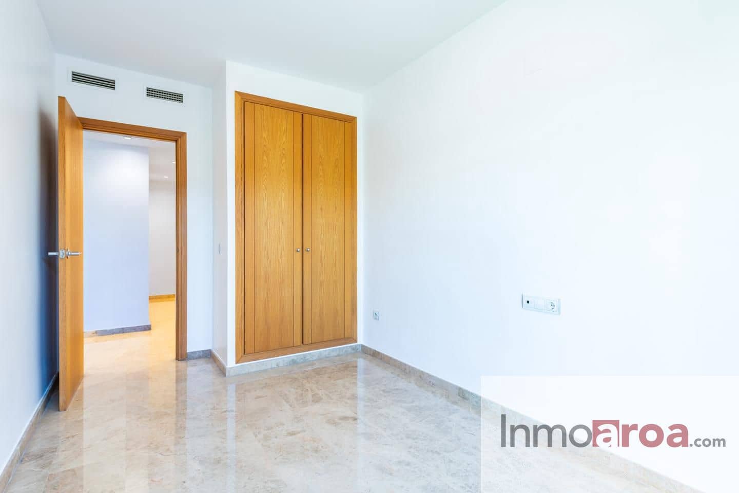 3 makuuhuone Asunto vuokrattavana paikassa Paterna mukana uima-altaan 
autotalli - 2 000 € (Ref: 9356840)