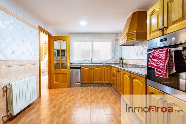 8 quarto Moradia para venda em Ribesalbes com garagem - 295 000 € (Ref: 9379981)