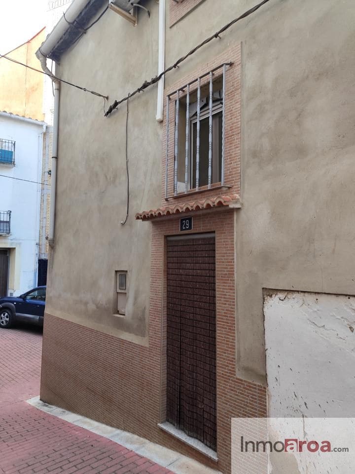 2 soverom Villa til salgs i Gatova med garasje - € 50 000 (Ref: 9382211)