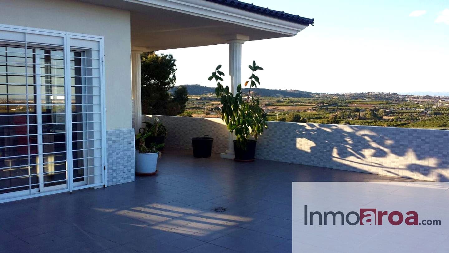 4 soveværelse Villa til salg i Picassent med garage - € 850.000 (Ref: 9397042)