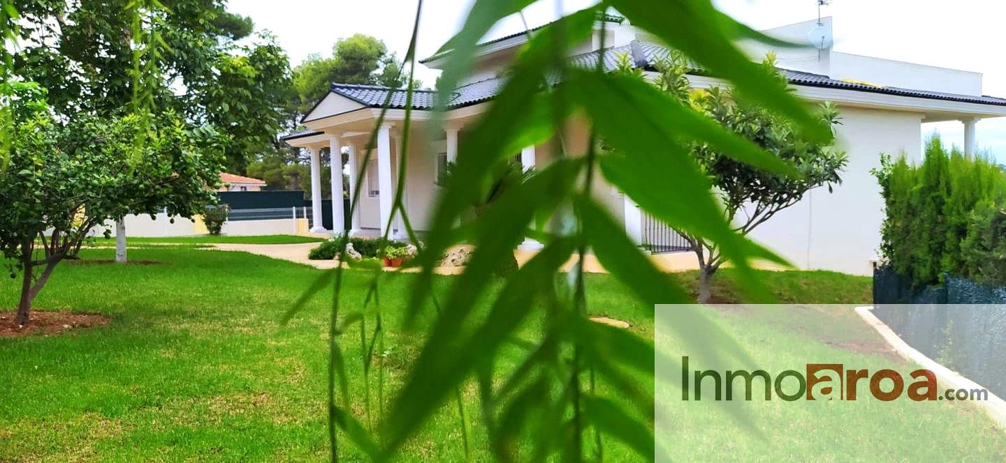 4 soveværelse Villa til salg i Picassent med garage - € 850.000 (Ref: 9397042)