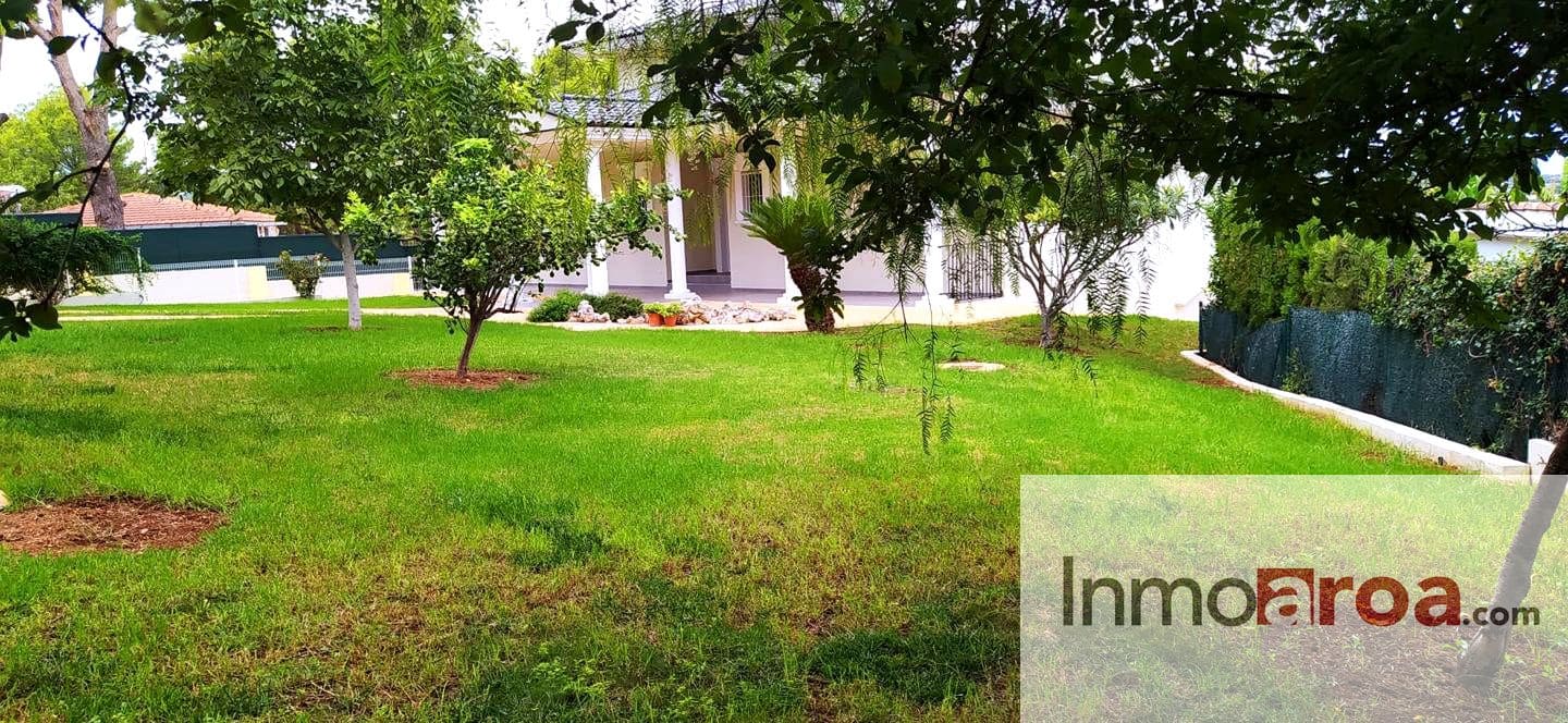 4 soveværelse Villa til salg i Picassent med garage - € 850.000 (Ref: 9397042)