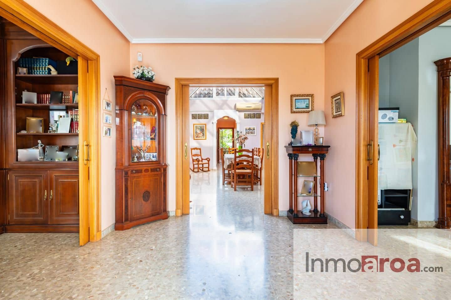 5 soveværelse Villa til salg i L'Eliana med garage - € 690.000 (Ref: 9398891)